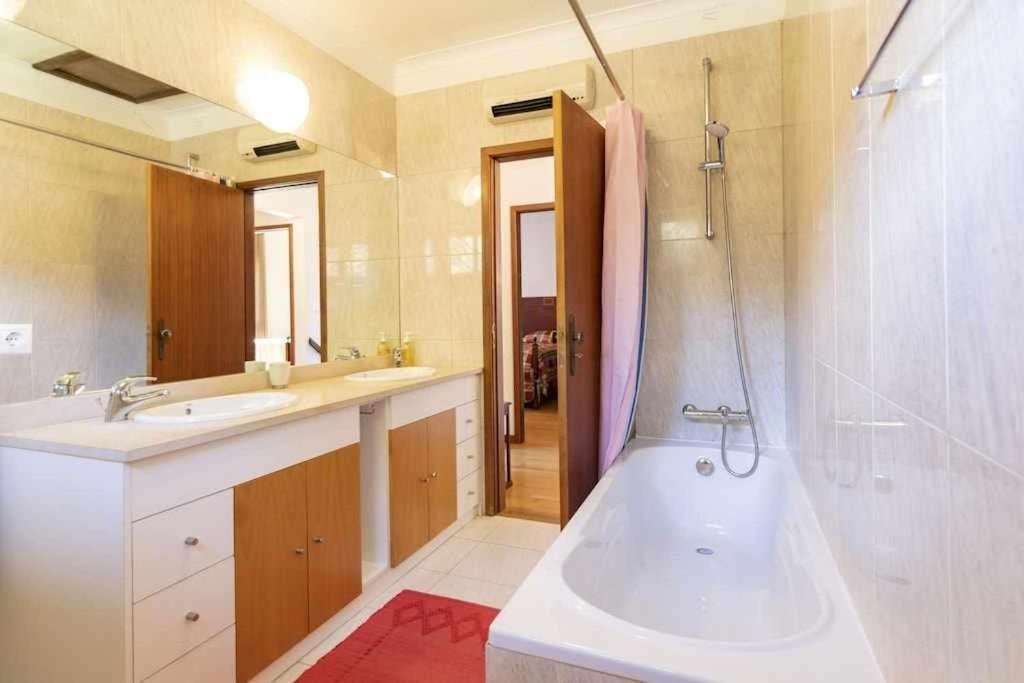 Quintinha De Sabadim - 500 Metros Da Ecovia De Sistelo * Arcos de Valdevez